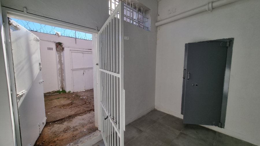 Commercial Property for Sale in Woodstock Western Cape